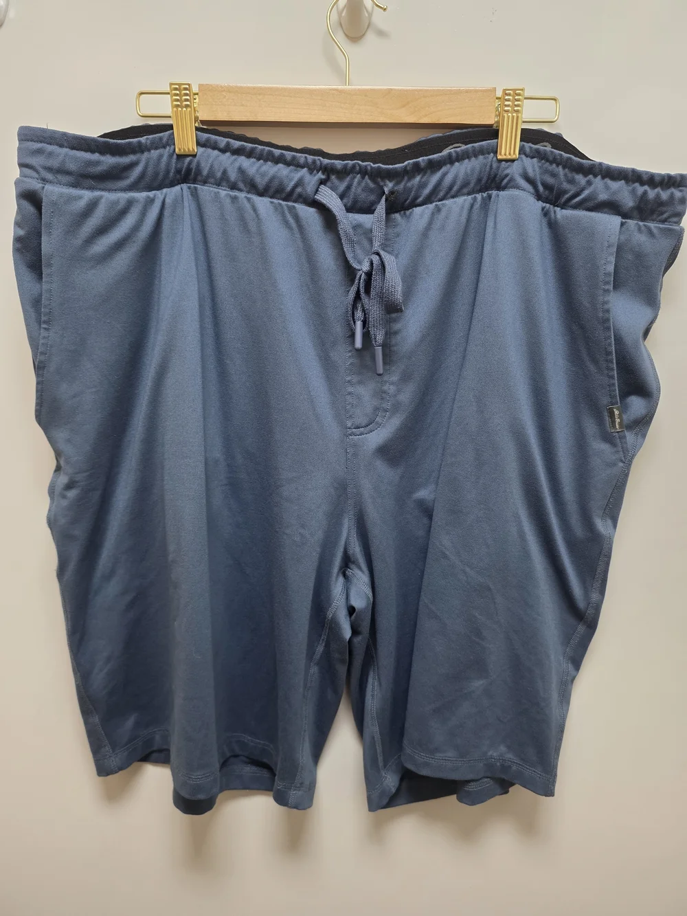 Eddie Bauer casual athletic